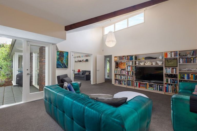Photo of property in 103b Waimairi Road, Ilam, Christchurch, 8041