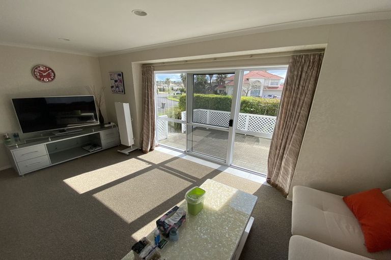 Photo of property in 32 Cantora Avenue, Northpark, Auckland, 2013