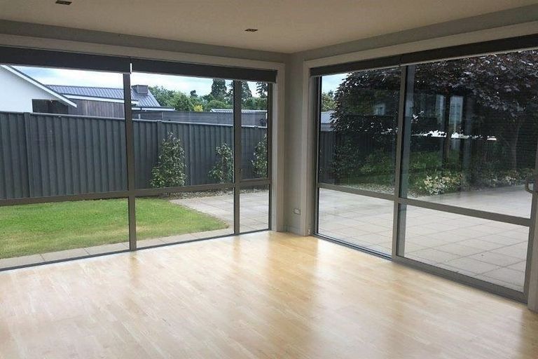 Photo of property in 21 Old Station Avenue, Wanaka, 9305