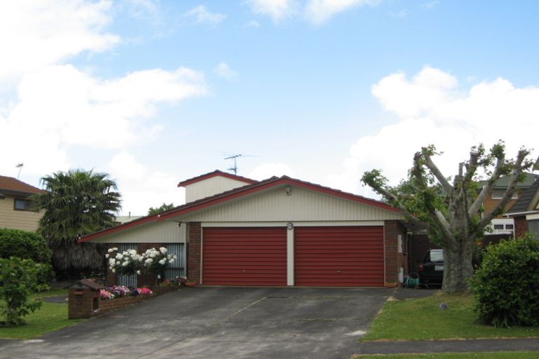 Photo of property in 5 Emory Drive, Conifer Grove, Takanini, 2112