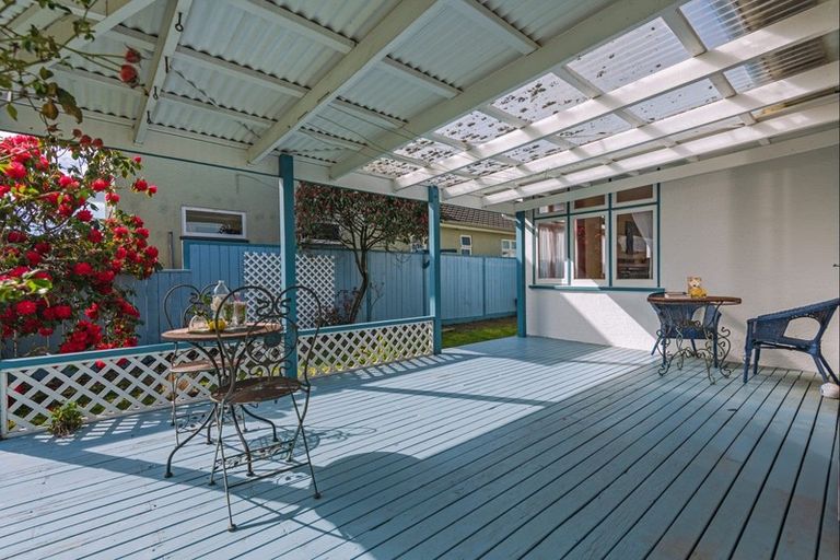 Photo of property in 10 Jensen Street, Hokowhitu, Palmerston North, 4410