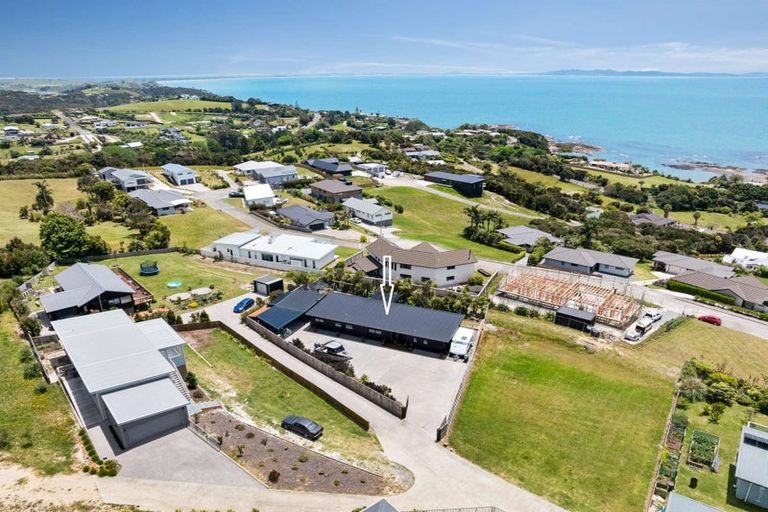 Photo of property in 17c Eagles Way, Cable Bay, 0420