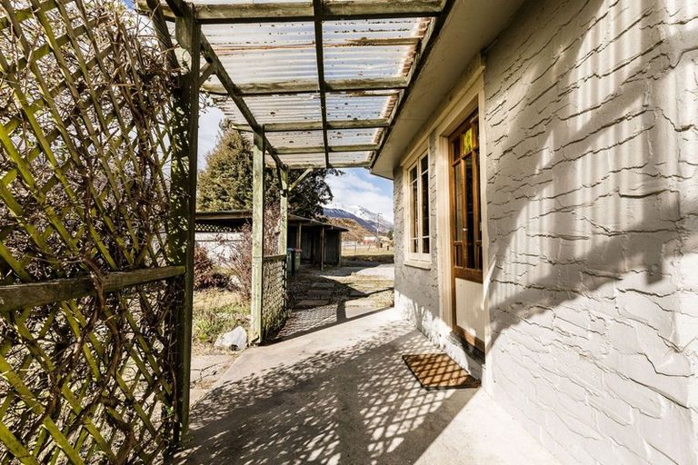 Photo of property in 35 Oban Street, Glenorchy, 9372