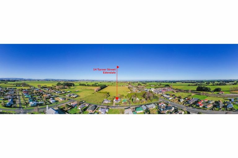 Photo of property in 14 Turner Street, Edendale, 9825