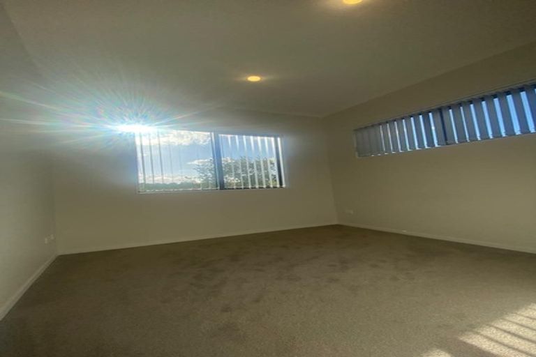 Photo of property in 35 Lisnoble Road, Flat Bush, Auckland, 2019