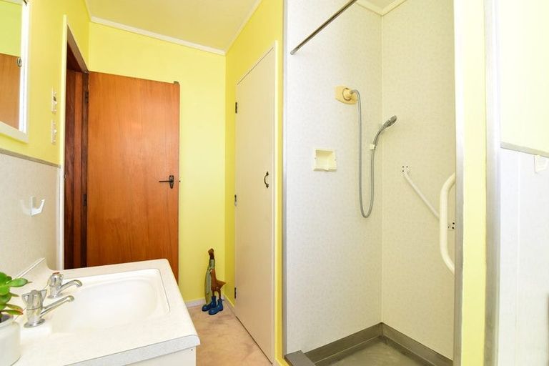 Photo of property in 4 Central Avenue, Gonville, Whanganui, 4501