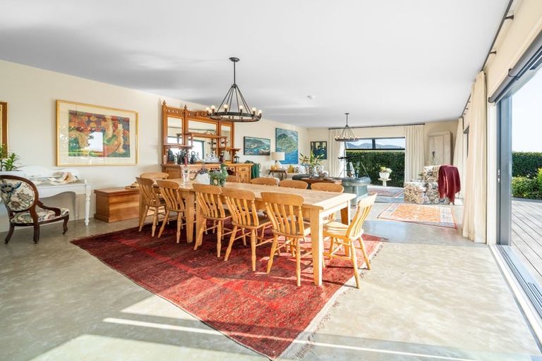 Photo of property in 285 Cannon Hill Crescent, Mount Pleasant, Christchurch, 8081