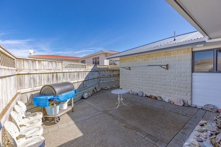 Photo of property in 19a Polson Street, Castlecliff, Whanganui, 4501