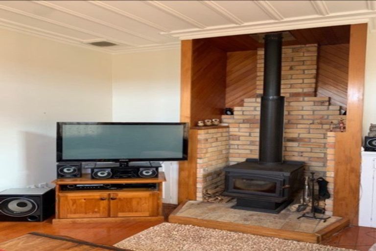 Photo of property in 2/22 Kiteroa Terrace, Rothesay Bay, Auckland, 0630