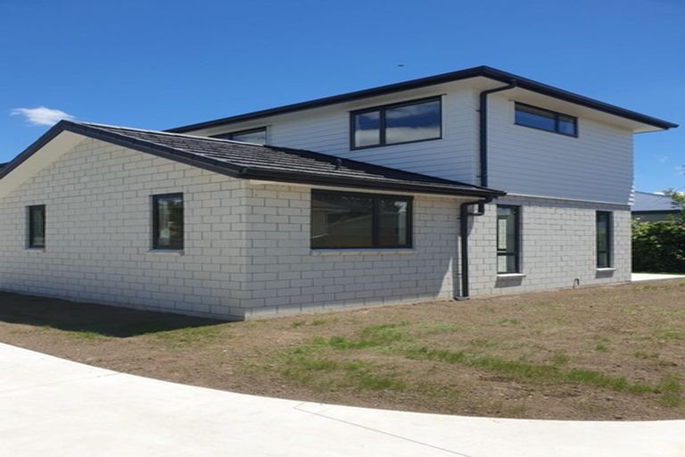 Photo of property in 12b Rata Street, Naenae, Lower Hutt, 5011