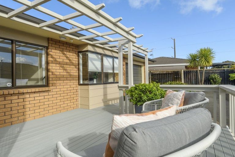 Photo of property in 1 The Green, Mount Maunganui, 3116