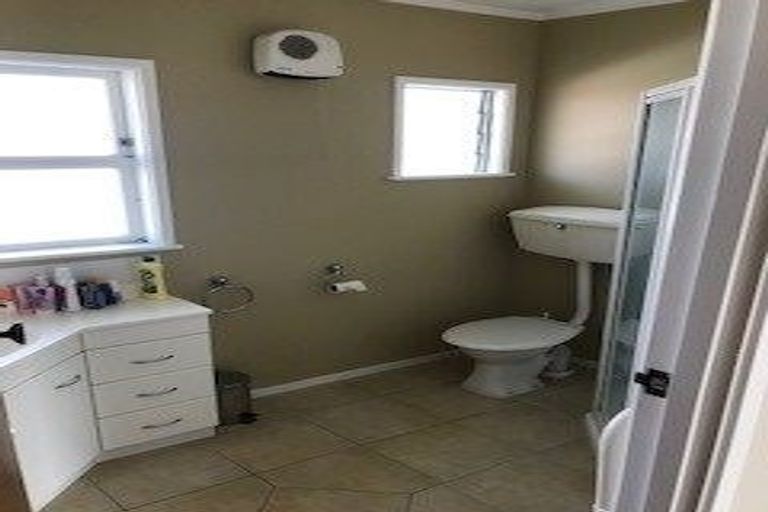 Photo of property in 2/39 Aramoana Avenue, Devonport, Auckland, 0624