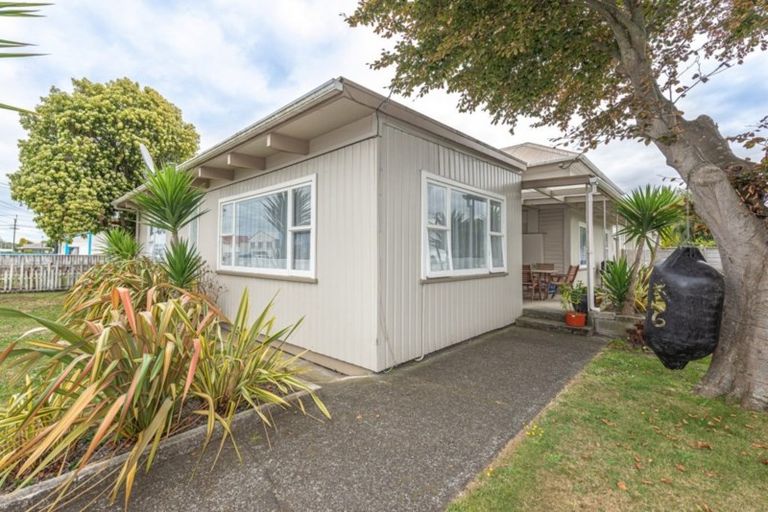 Photo of property in 104 Glasgow Street, Whanganui, 4500