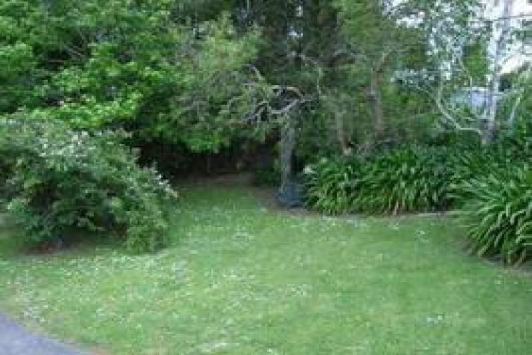 Photo of property in 122 Sandspit Road, Shelly Park, Auckland, 2014