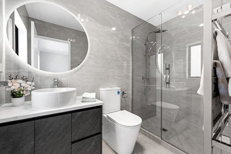 Photo of property in 124 Mcquoids Road, Flat Bush, Auckland, 2019