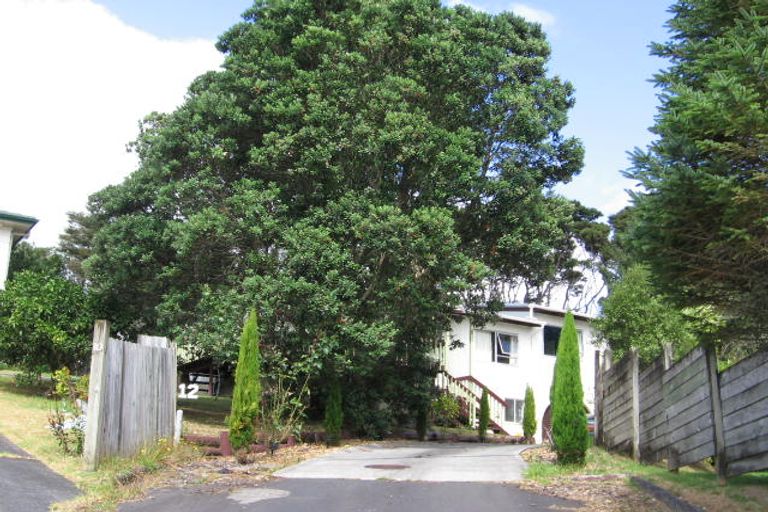 Photo of property in 12 Eugen Place, Bayview, Auckland, 0629