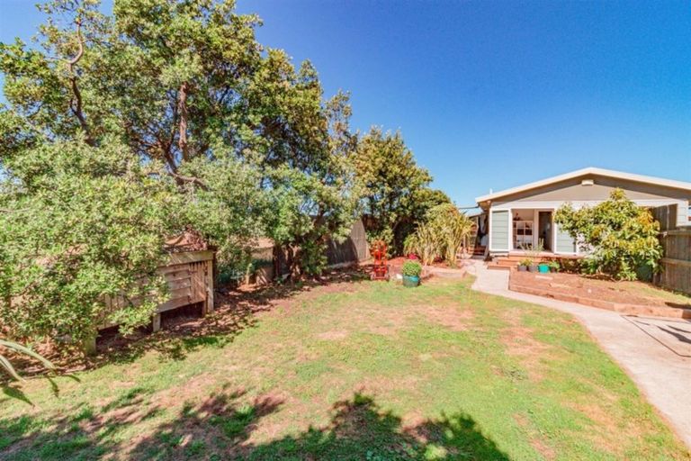 Photo of property in 97 Peat Avenue, Kai Iwi, Whanganui, 4574