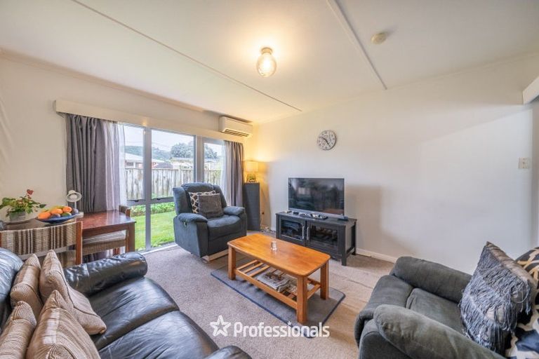 Photo of property in 1/1079 High Street, Taita, Lower Hutt, 5011