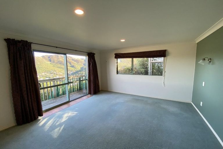 Photo of property in 9a Gavaskar Place, Khandallah, Wellington, 6035