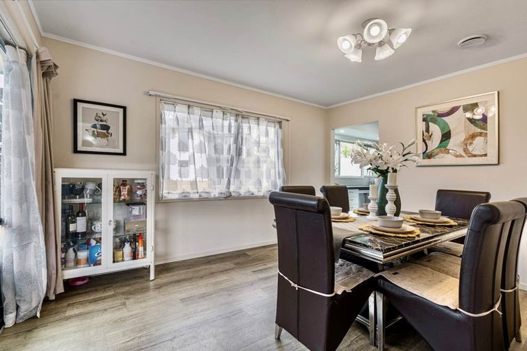 Photo of property in 38 Awaruku Road, Torbay, Auckland, 0630