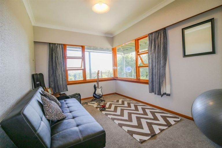Photo of property in 23 Wairere Road, Bastia Hill, Whanganui, 4500