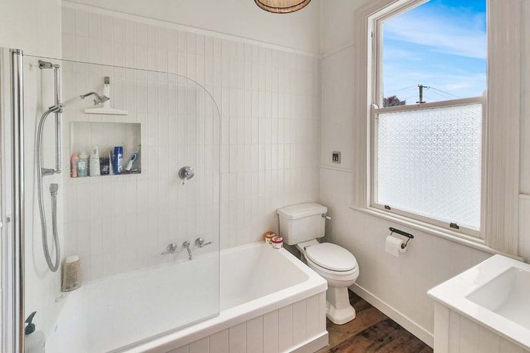 Photo of property in 58 Wakefield Street, Alicetown, Lower Hutt, 5010