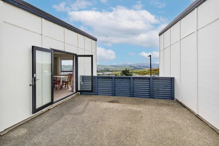 Photo of property in 32 Tea Tree Lane, Woodridge, Wellington, 6037