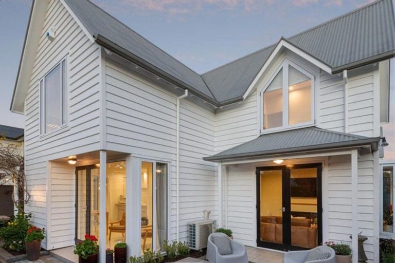 Photo of property in 1/34 Aikmans Road, Merivale, Christchurch, 8014