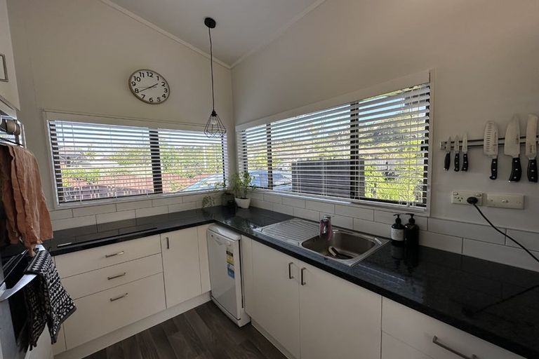 Photo of property in 1/166 Fairway Drive, Te Kamo, Whangarei, 0112