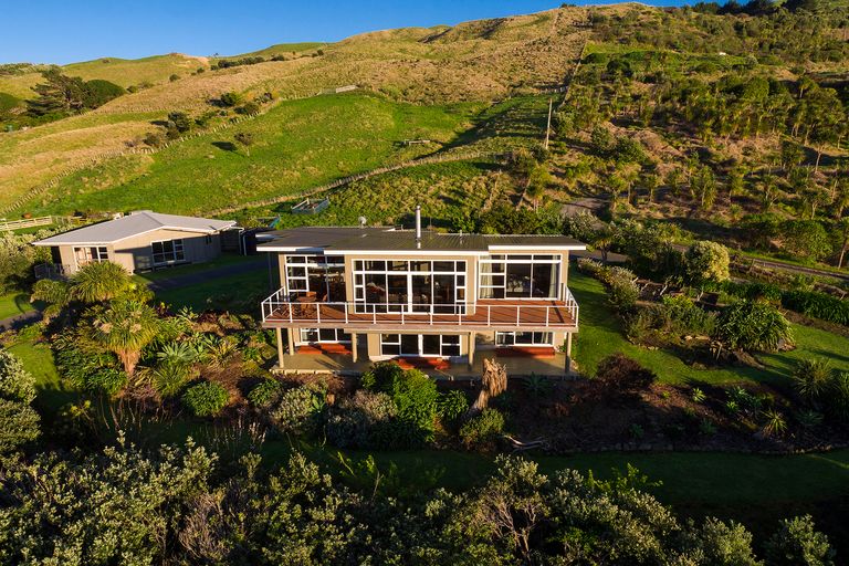 Photo of property in 30 Sirrah Street, Okitu, Gisborne, 4010