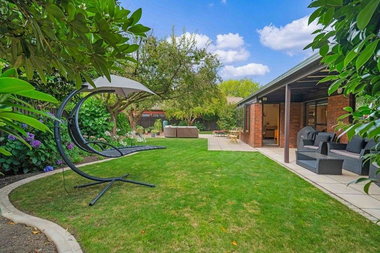 Photo of property in 33 Lancewood Drive, Halswell, Christchurch, 8025