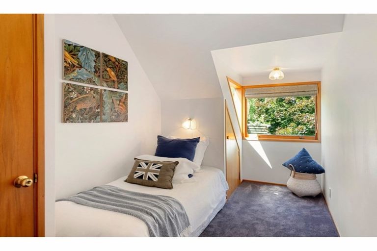 Photo of property in 42 Bengal Drive, Cashmere, Christchurch, 8022