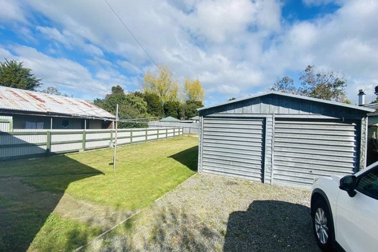 Photo of property in 43 Oxford Street, Lansdowne, Masterton, 5810