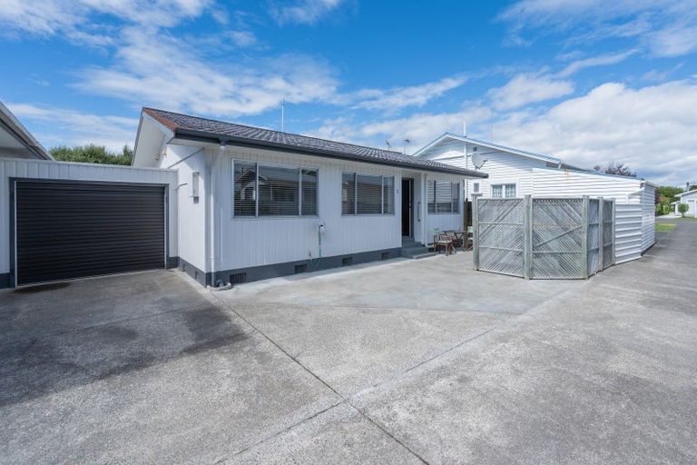 Photo of property in 2/173 Vigor Brown Street, Napier South, Napier, 4110