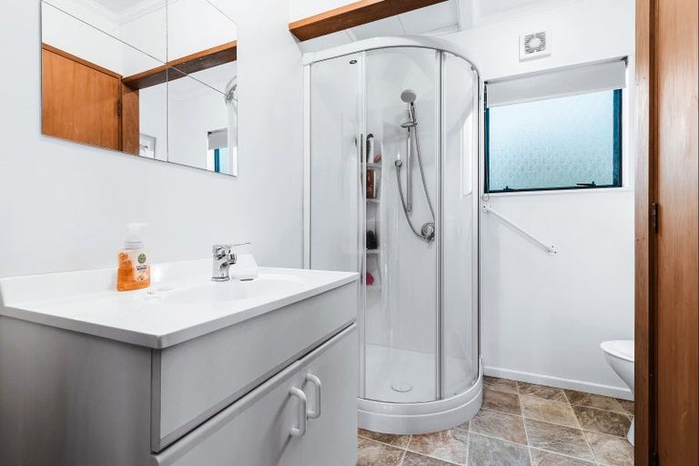 Photo of property in 4 Herea Avenue, Motuoapa, 3382