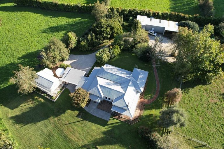 Photo of property in 365 Corbett Road, Paraite, New Plymouth, 4373