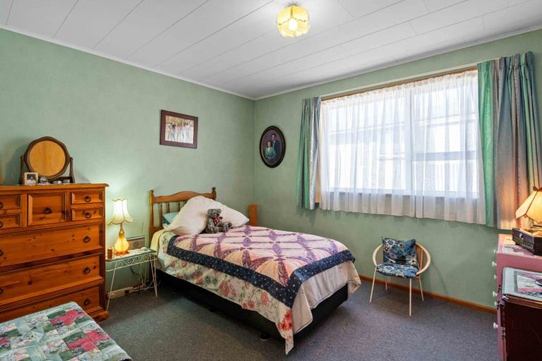 Photo of property in 19 Milford Street, Heidelberg, Invercargill, 9812