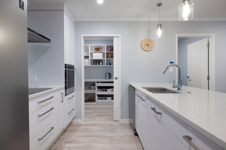 Photo of property in 14 Bill Miller Drive, Papamoa, 3118