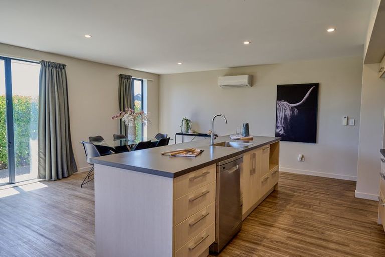 Photo of property in 39 Bradwell Crescent, Halswell, Christchurch, 8025