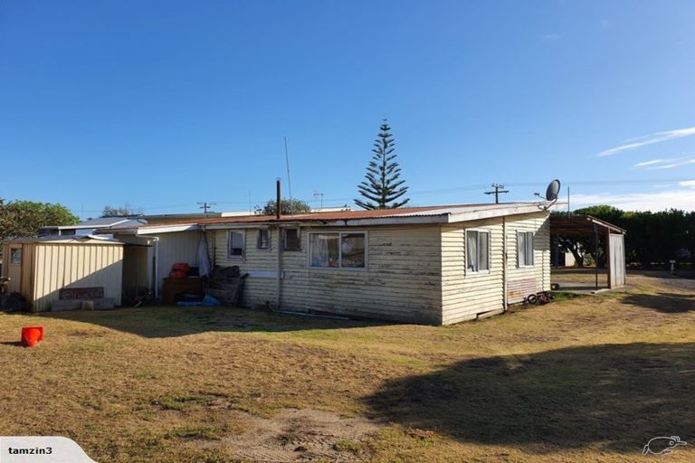 Photo of property in 221 Sylvia Road, Whangamata, 3620