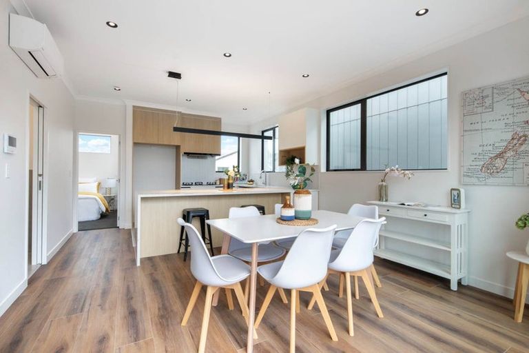 Photo of property in 3/31 Hill Crescent, New Lynn, Auckland, 0600