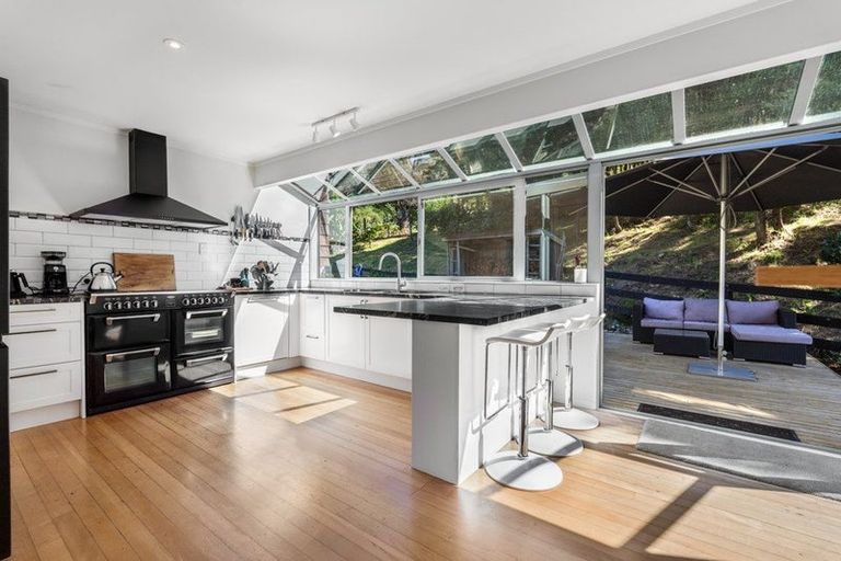 Photo of property in 91 Weranui Road, Waiwera, Orewa, 0994