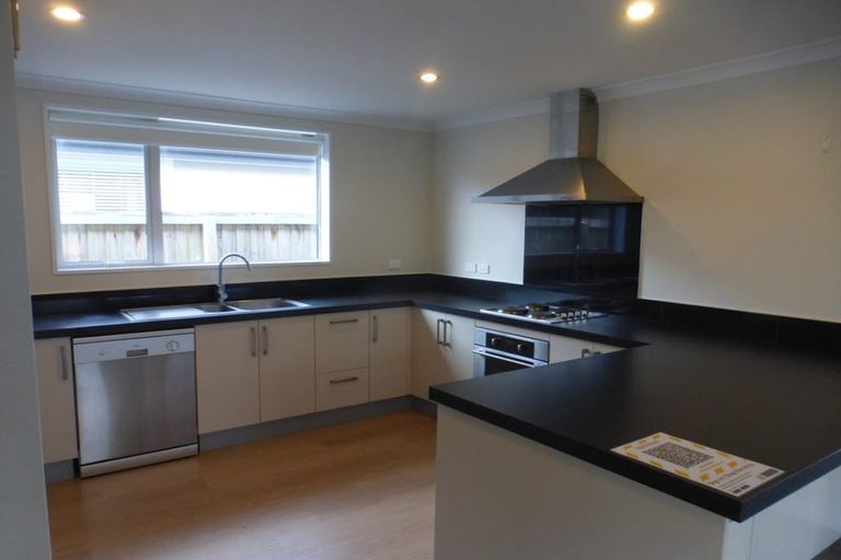 Photo of property in 22 Pounamu Place, Pegasus, 7612