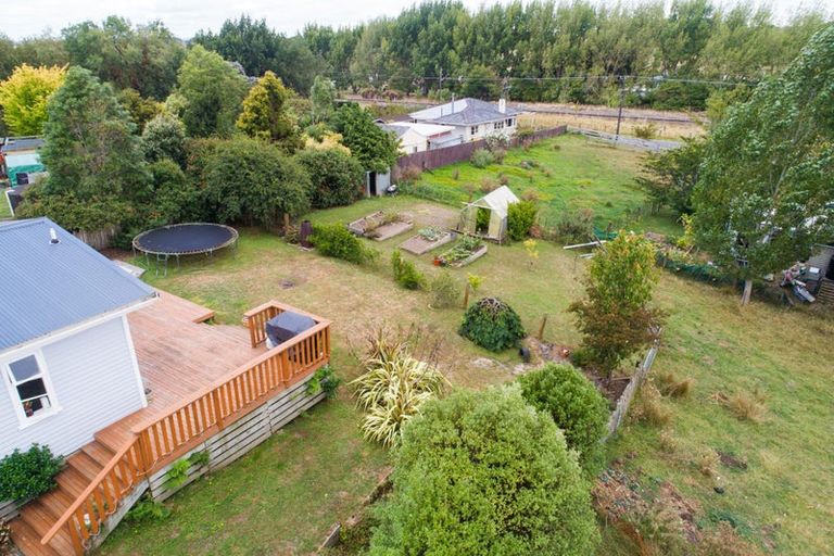 Photo of property in 42 Hastings Street, Halcombe, Feilding, 4779