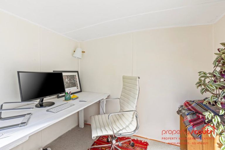 Photo of property in 2/221 Rangatira Road, Beach Haven, Auckland, 0626