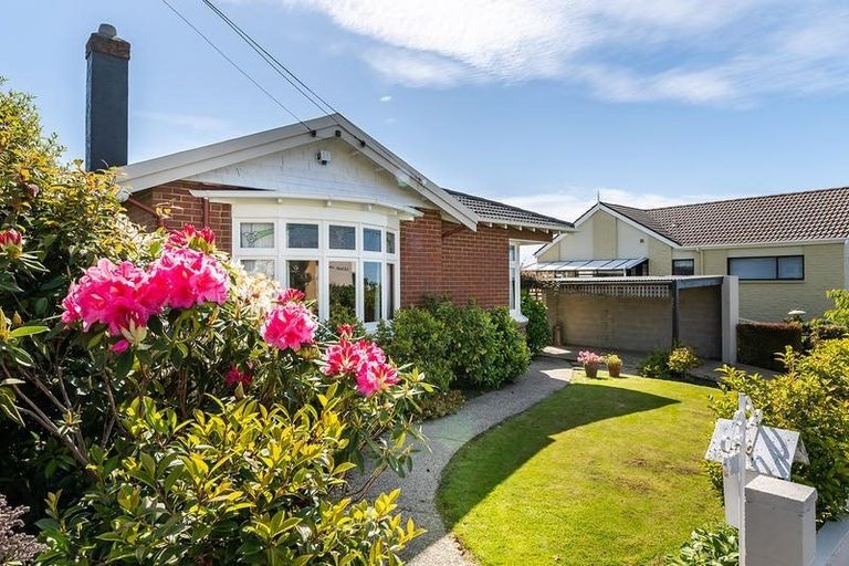 Photo of property in 21 Sheen Street, Roslyn, Dunedin, 9010