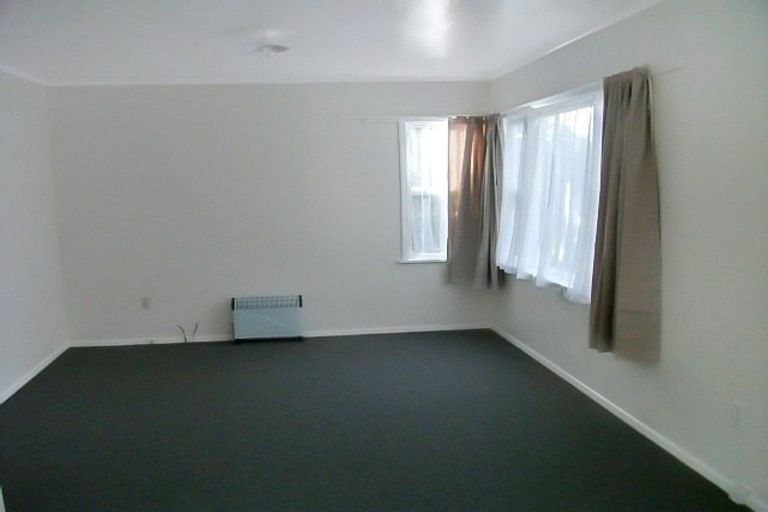 Photo of property in 45 Wainuiomata Road, Wainuiomata, Lower Hutt, 5014