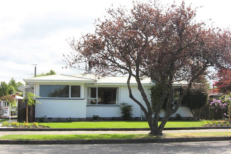 Photo of property in 49 Ashgrove Street, Rangiora, 7400