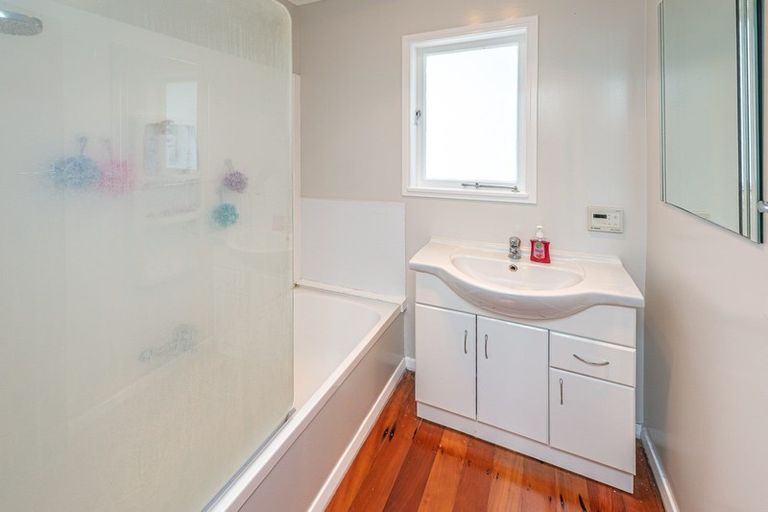 Photo of property in 70 Purnell Street, College Estate, Whanganui, 4500