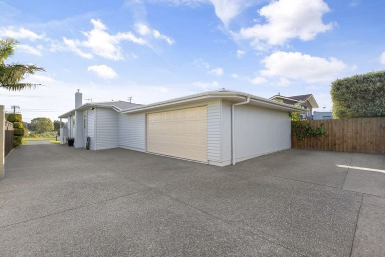 Photo of property in 3 Ngatai Road, Otumoetai, Tauranga, 3110